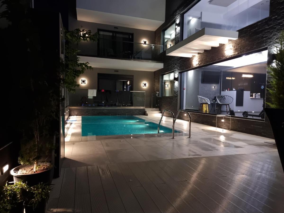 Luxsuites Ofrínion Exteriör bild