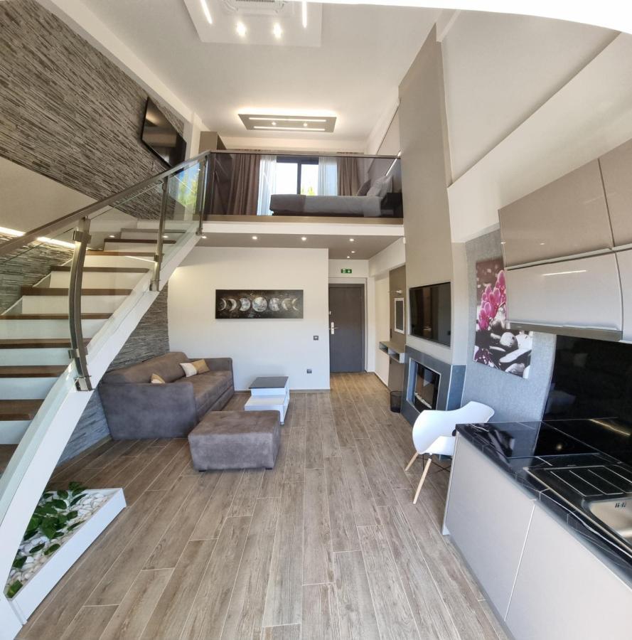 Luxsuites Ofrínion Exteriör bild